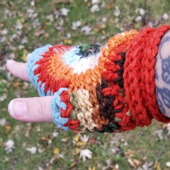 Art Crochet Boho Hand Warmers Handmade - Picture 4 of 4